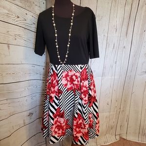 Oxiuly Fashion knit dress black, white floral L